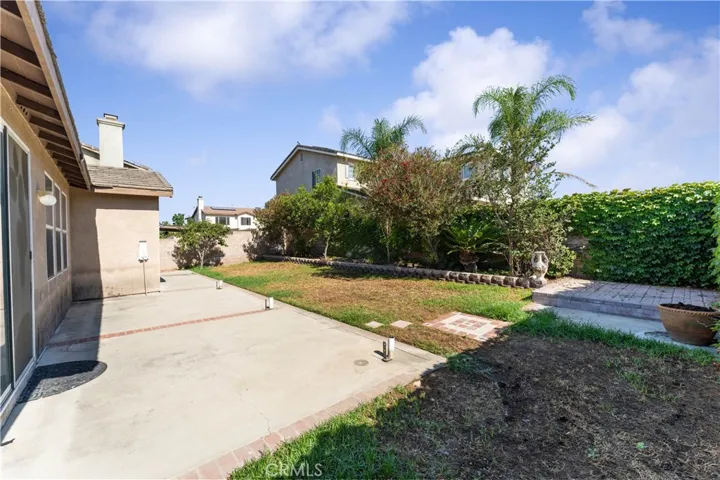 15456 Adams Lane, Fontana, California 92336