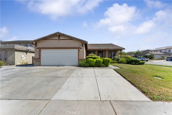 15456 Adams Lane, Fontana, California 92336