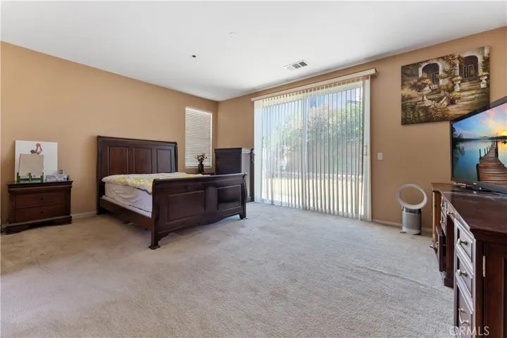 15456 Adams Lane, Fontana, California 92336