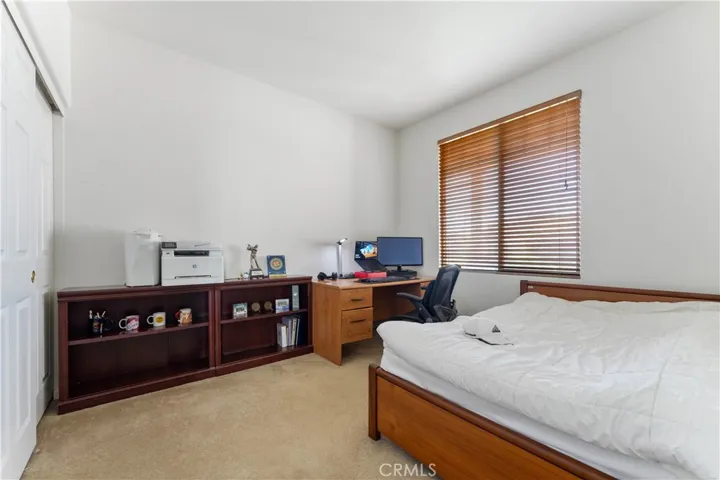 15456 Adams Lane, Fontana, California 92336