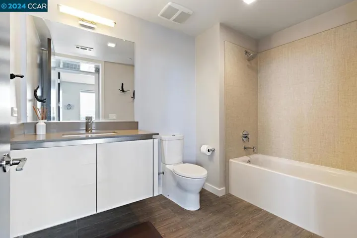 1727 Lacassie Ave 5d, Walnut Creek, California 94596