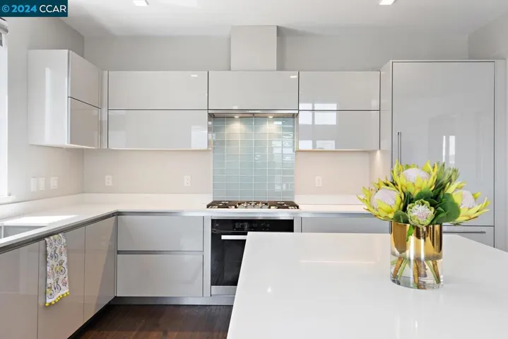 1727 Lacassie Ave 5d, Walnut Creek, California 94596