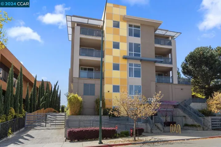 1727 Lacassie Ave 5d, Walnut Creek, California 94596