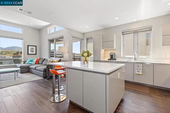 1727 Lacassie Ave 5d, Walnut Creek, California 94596