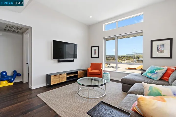 1727 Lacassie Ave 5d, Walnut Creek, California 94596
