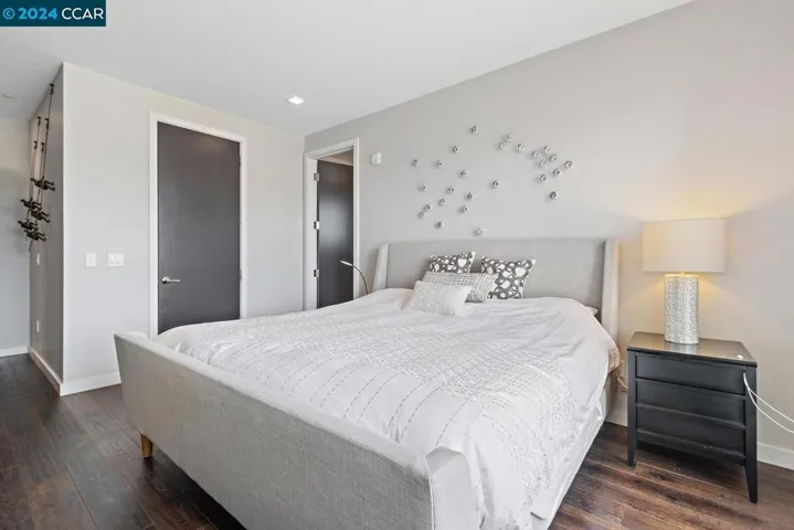 1727 Lacassie Ave 5d, Walnut Creek, California 94596