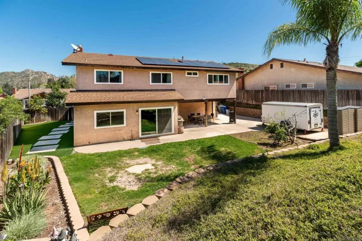 13617 Cunning Ln, Lakeside, California 92040