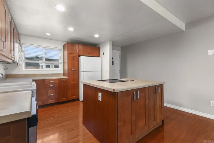 8709 Lake Murray Blvd 6, San Diego, California 92119