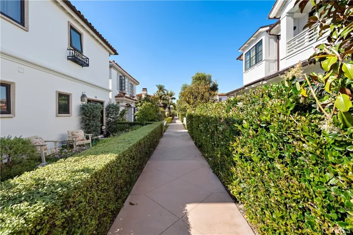 510 Via Lido Soud, Newport Beach, California 92663