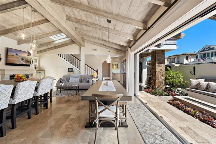 510 Via Lido Soud, Newport Beach, California 92663
