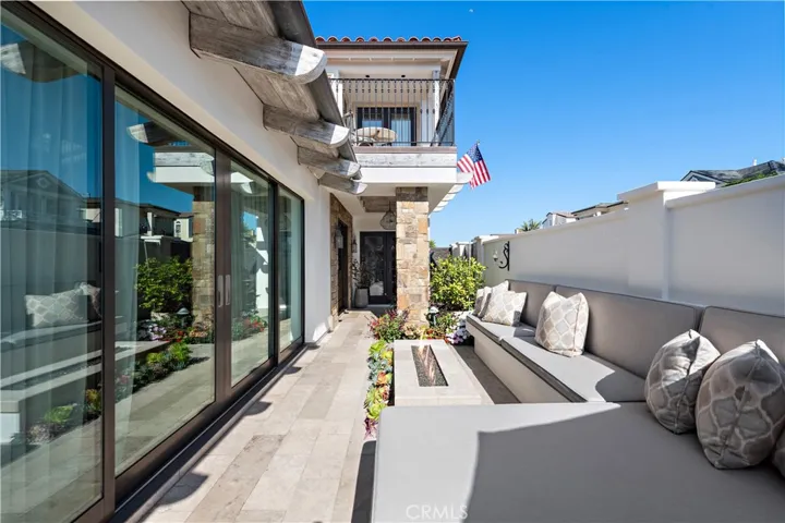 510 Via Lido Soud, Newport Beach, California 92663