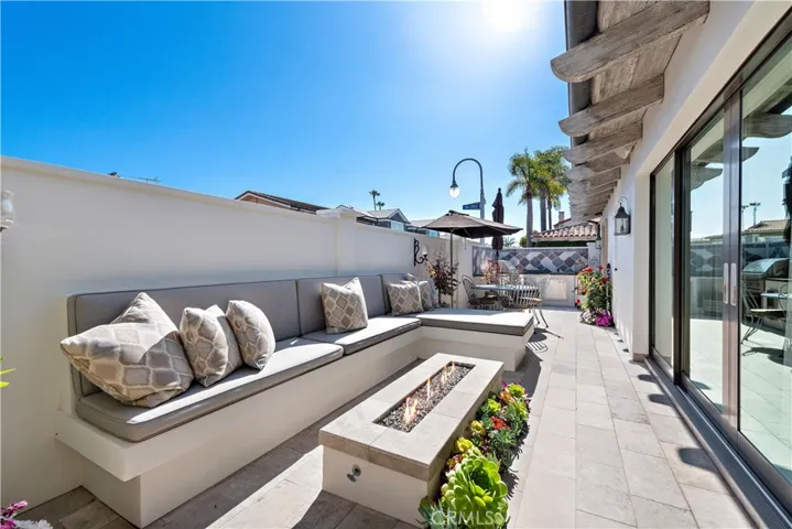 510 Via Lido Soud, Newport Beach, California 92663