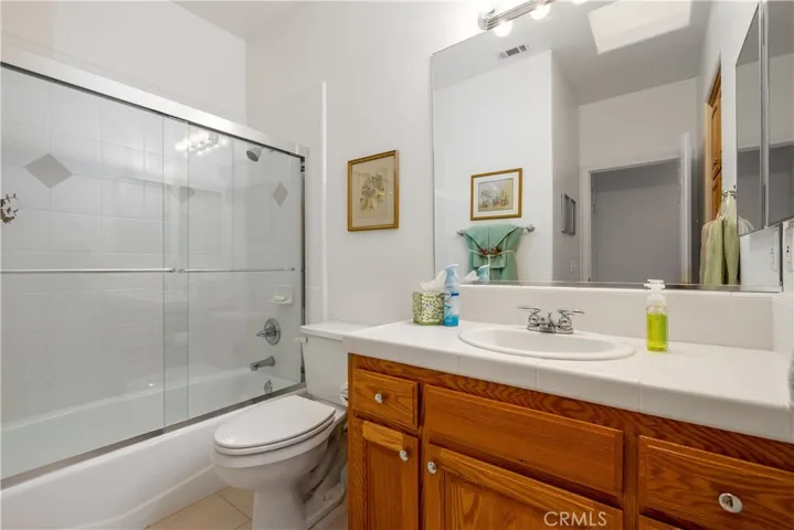 Guest bath is light and bright w/ a skylight!