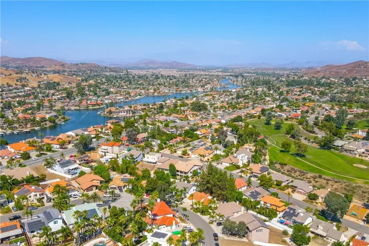 30321 Early Round Drive, Canyon Lake, California 92587