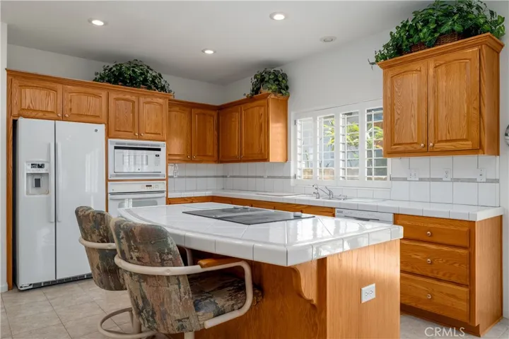 30321 Early Round Drive, Canyon Lake, California 92587