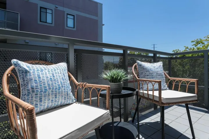 800 High Street 310, Palo Alto, California 94301