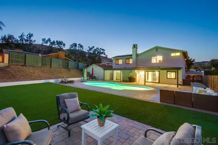 10039 Trenchard St, Santee, California 92071