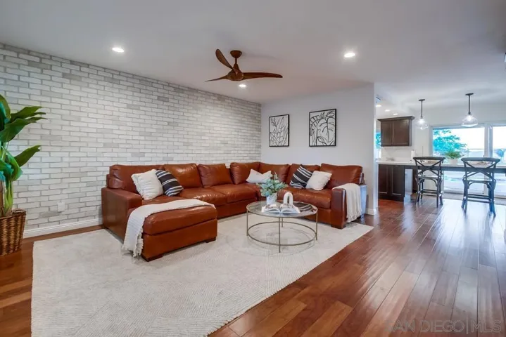10039 Trenchard St, Santee, California 92071
