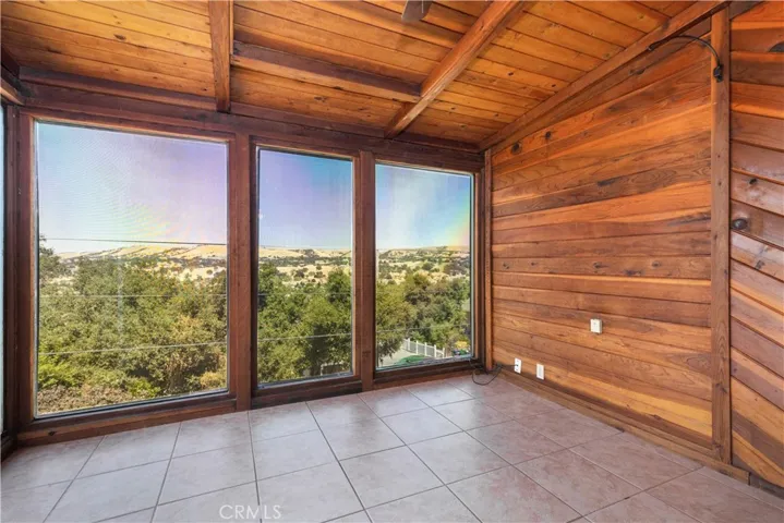 4374 Arizona Avenue, Atascadero, California 93422