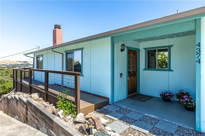 4374 Arizona Avenue, Atascadero, California 93422