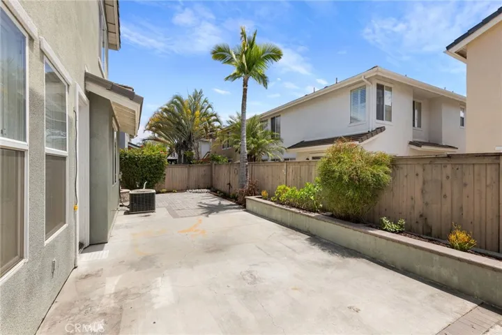 10 Bayview Drive, Buena Park, California 90621