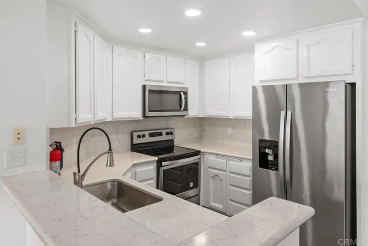 5685 Friars Rd. 3310, San Diego, California 92110