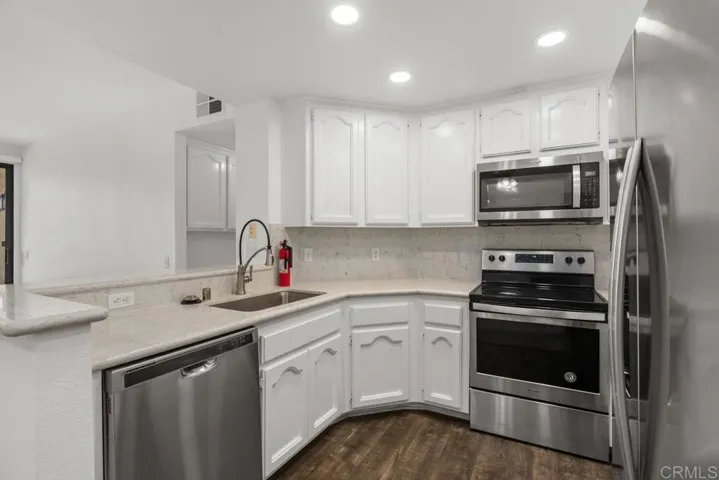 5685 Friars Rd. 3310, San Diego, California 92110
