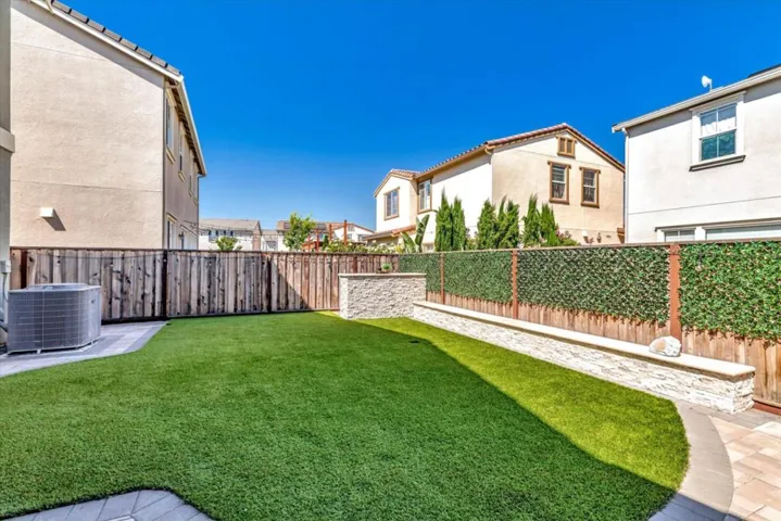 6758 Guitarfish Way, Newark, California 94560