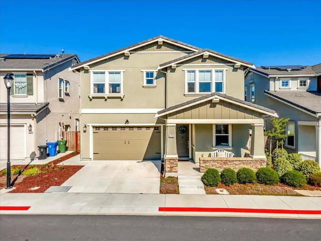 6758 Guitarfish Way, Newark, California 94560