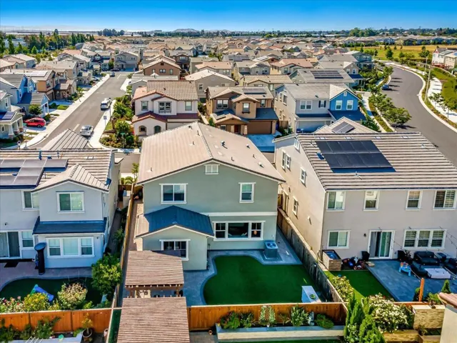 6758 Guitarfish Way, Newark, California 94560