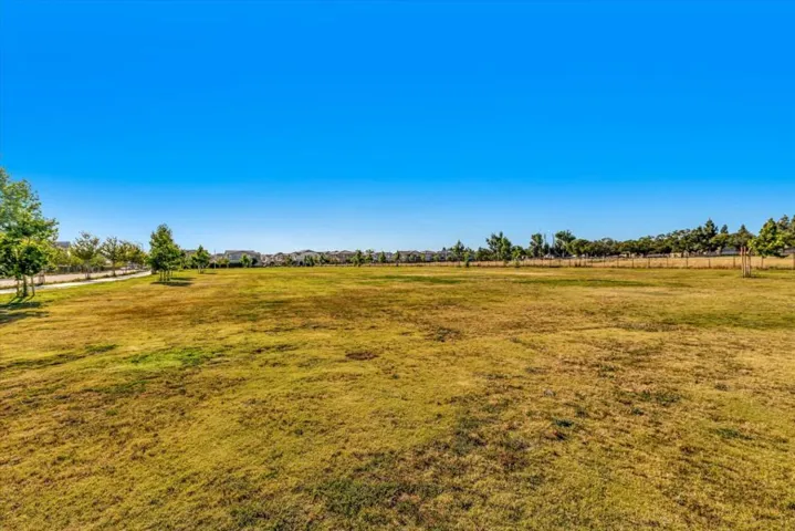 6758 Guitarfish Way, Newark, California 94560
