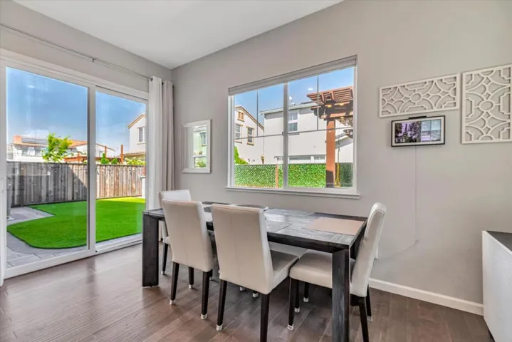 6758 Guitarfish Way, Newark, California 94560