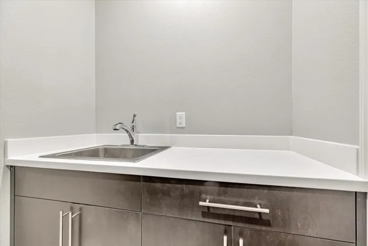 6758 Guitarfish Way, Newark, California 94560