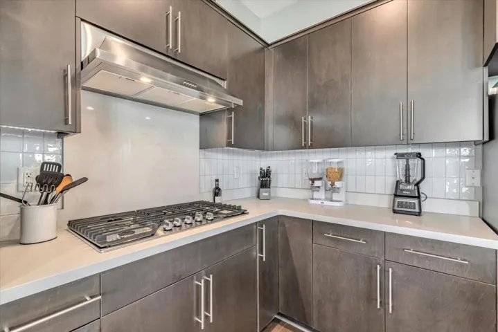 6758 Guitarfish Way, Newark, California 94560