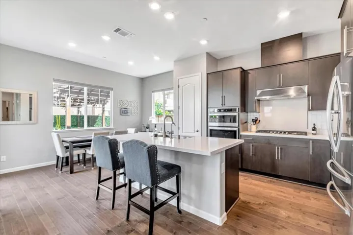 6758 Guitarfish Way, Newark, California 94560