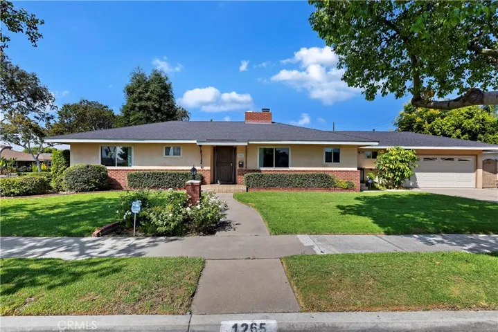 1265 E Live Oak Drive, Anaheim, California 92805