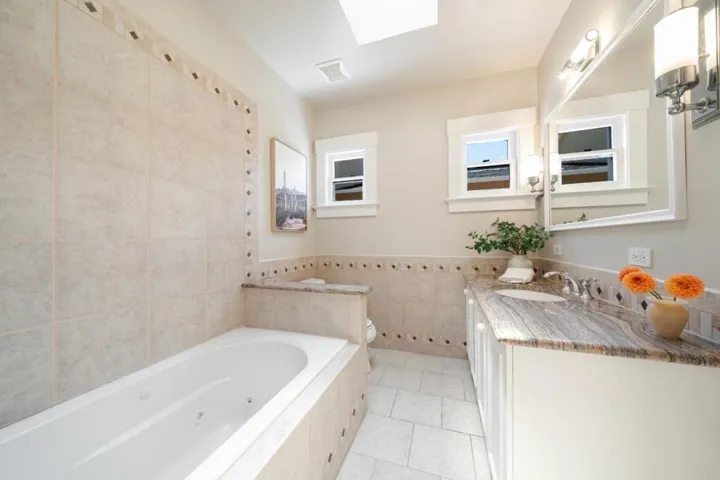 1211 College Avenue, Palo Alto, California 94306