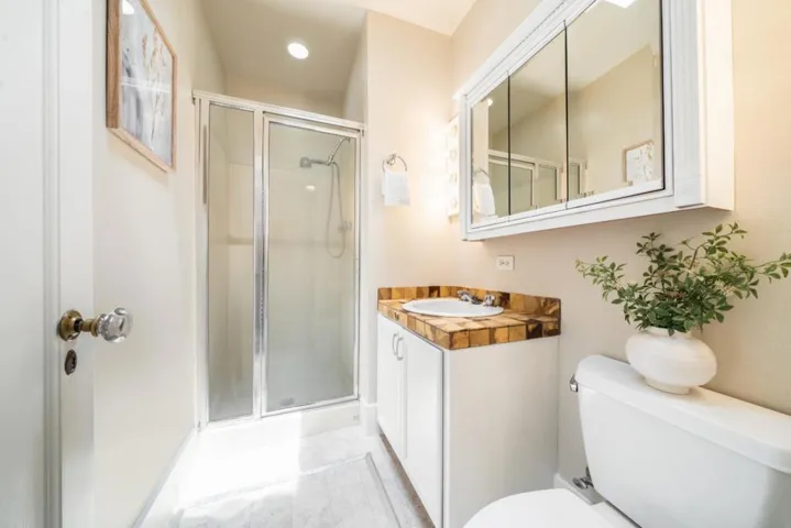 1211 College Avenue, Palo Alto, California 94306