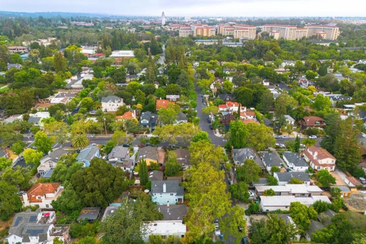 1211 College Avenue, Palo Alto, California 94306