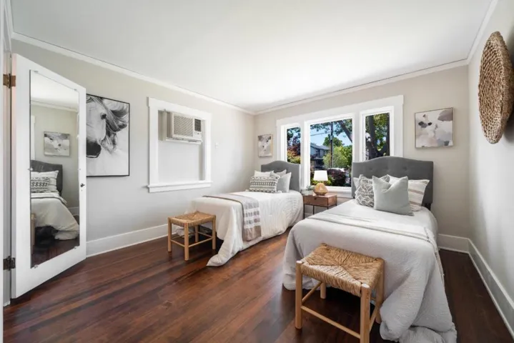 1211 College Avenue, Palo Alto, California 94306