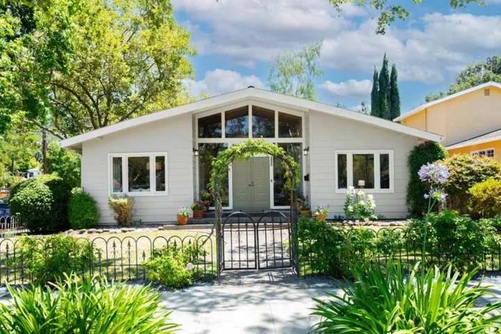 1211 College Avenue, Palo Alto, California 94306