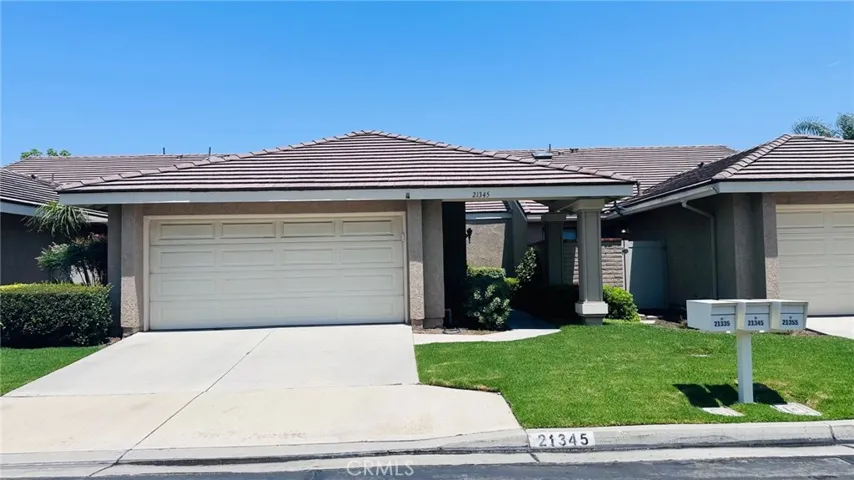 21345 Via Del Lobo, Yorba Linda, California 92887