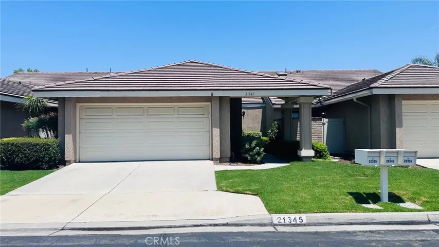 21345 Via Del Lobo, Yorba Linda, California 92887