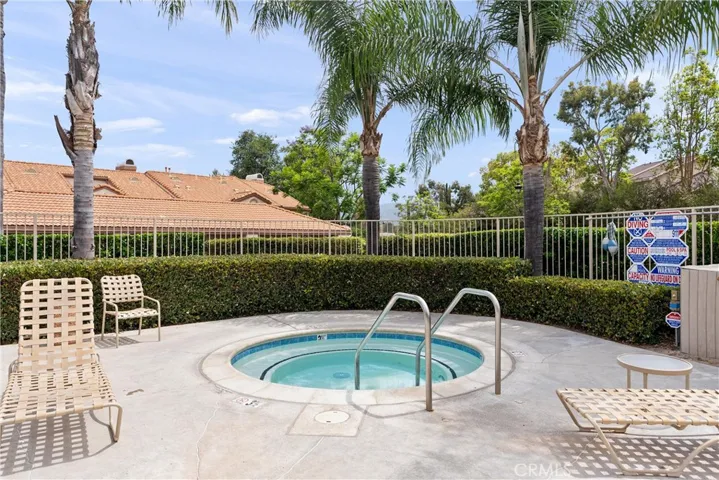 26342 Forest Ridge Drive 2e, Lake Forest, California 92630