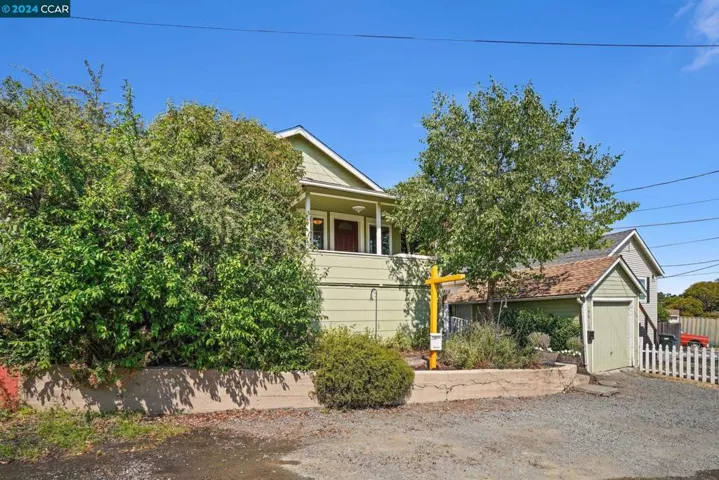 2276 Monterey Ave, Martinez, California 94553-2809