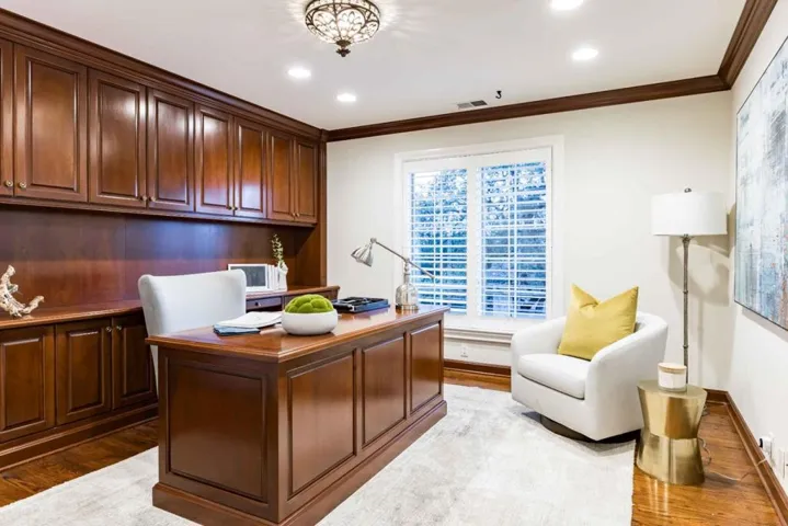 1045 Lassen, Menlo Park, California 94025