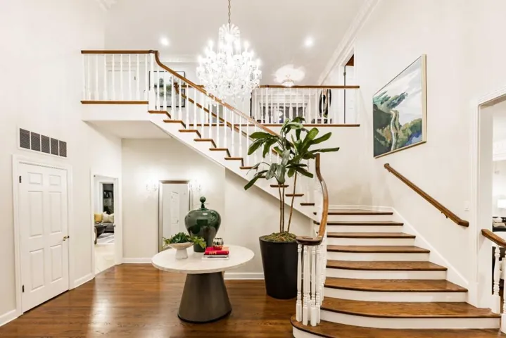 1045 Lassen, Menlo Park, California 94025