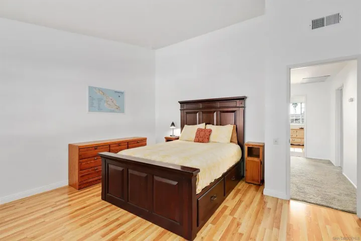 668 Thunderbird Dr, Oceanside, California 92057