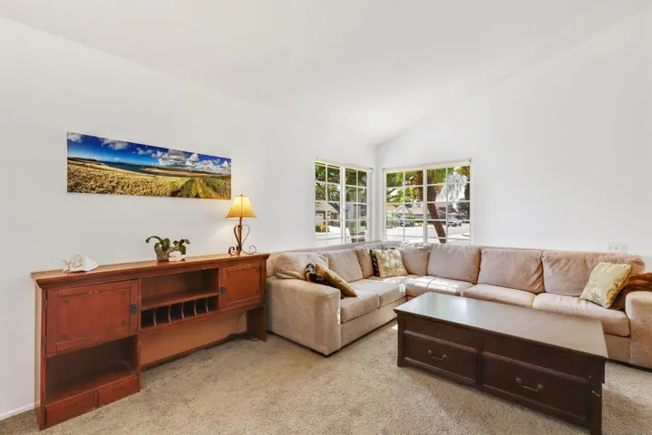 668 Thunderbird Dr, Oceanside, California 92057