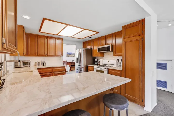 668 Thunderbird Dr, Oceanside, California 92057